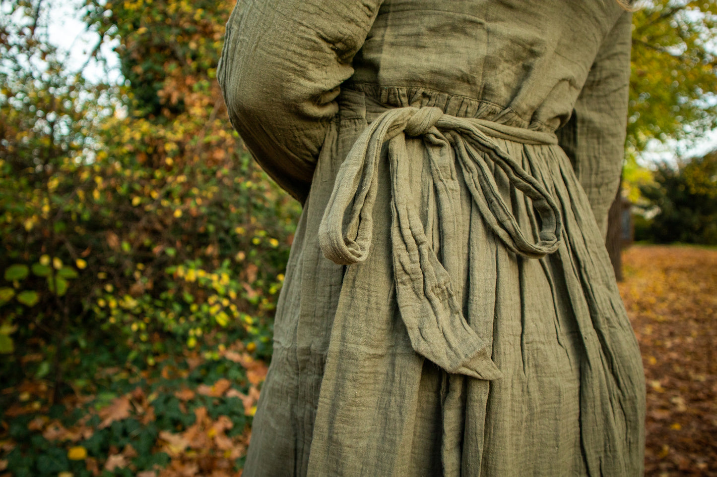 Gr. 40 - Wickelkleid aus Musselin