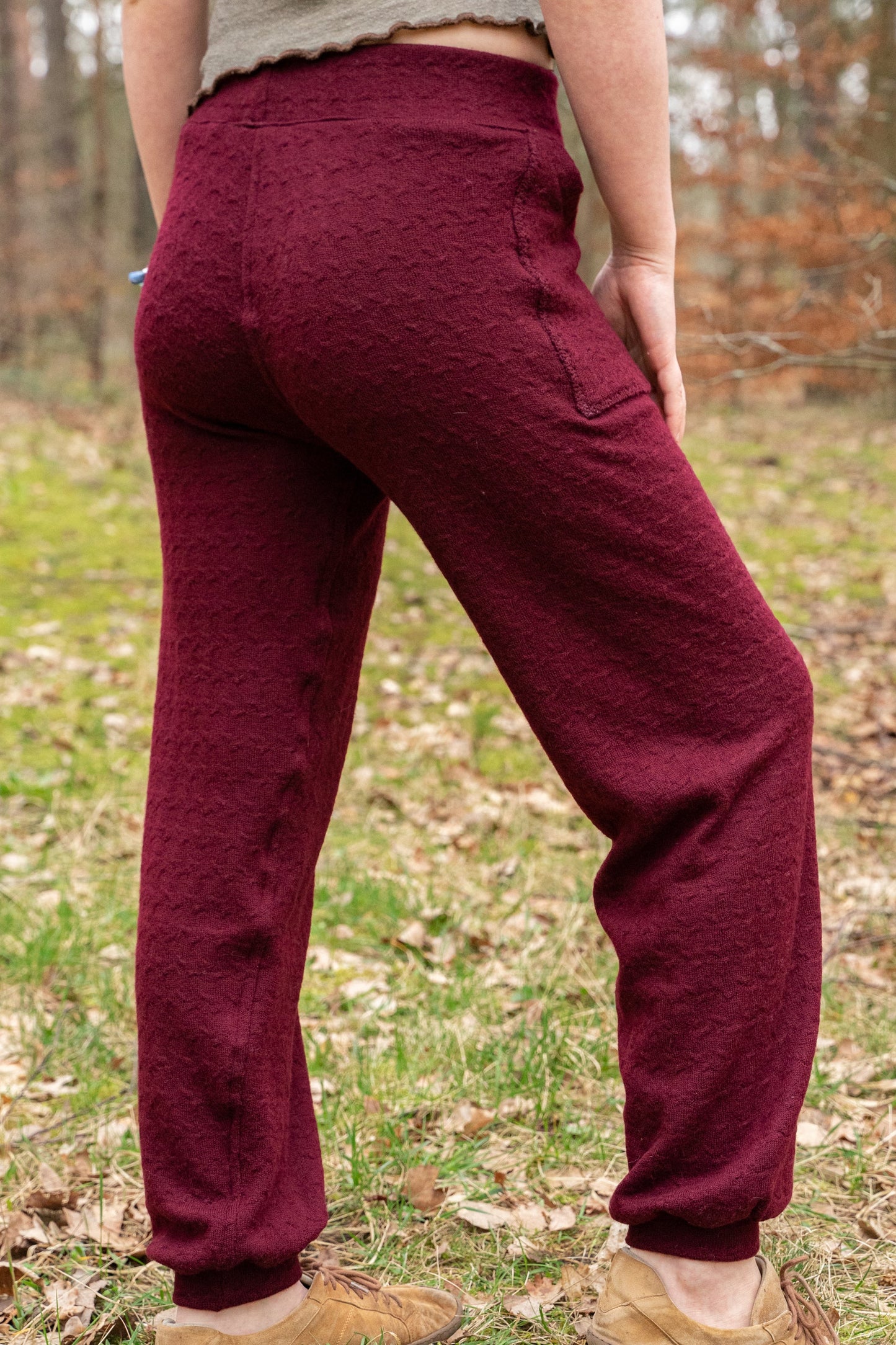 Gr. 38 - Hose aus weichem Merinostrick