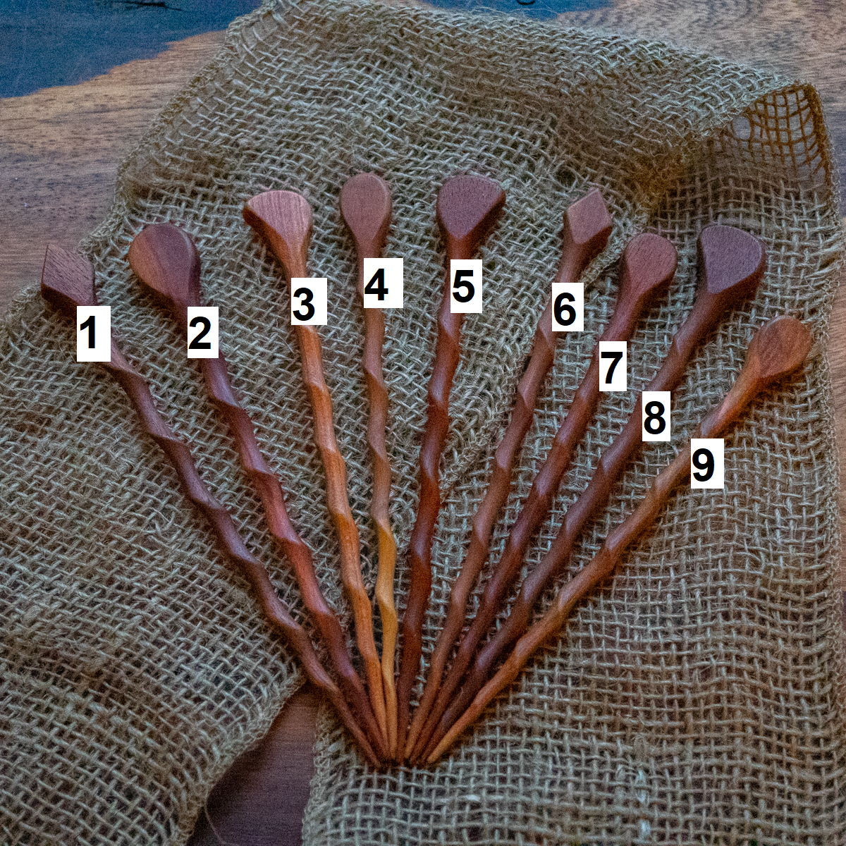 Extra lange Haarnadeln aus recyceltem Holz – Perfekter Halt für jedes Haar