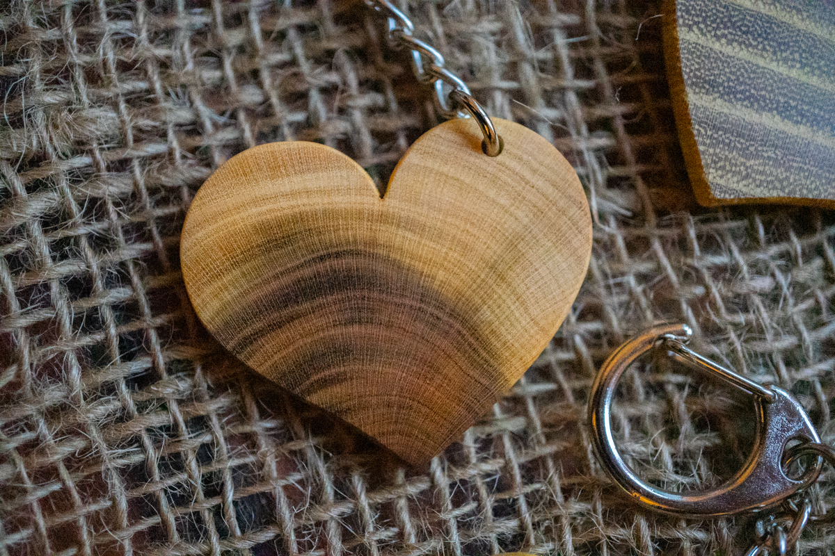 Handgemachte Herzschlüsselanhänger