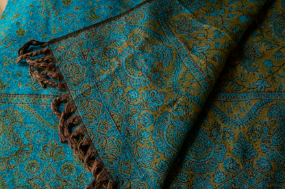Scarf / blanket