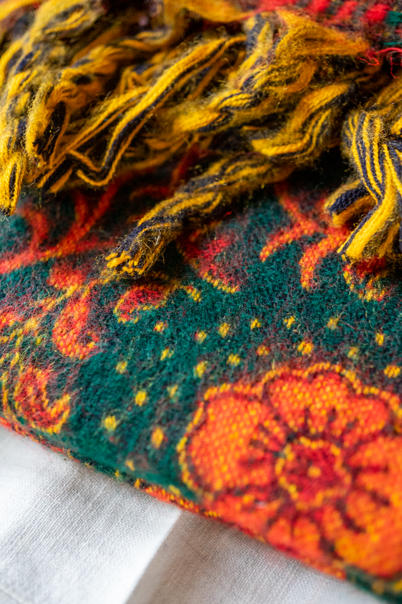 Scarf / blanket