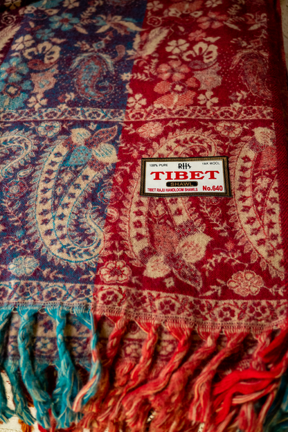 Scarf / blanket