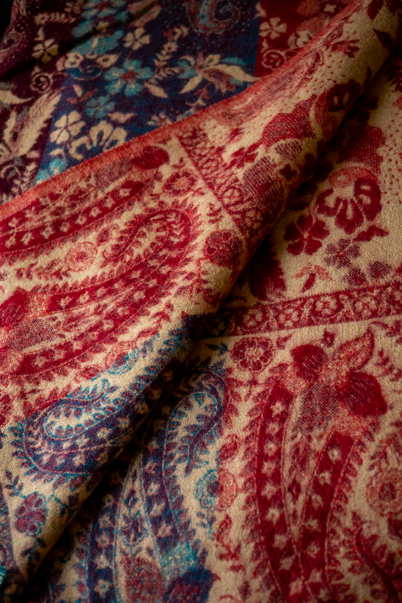 Scarf / blanket