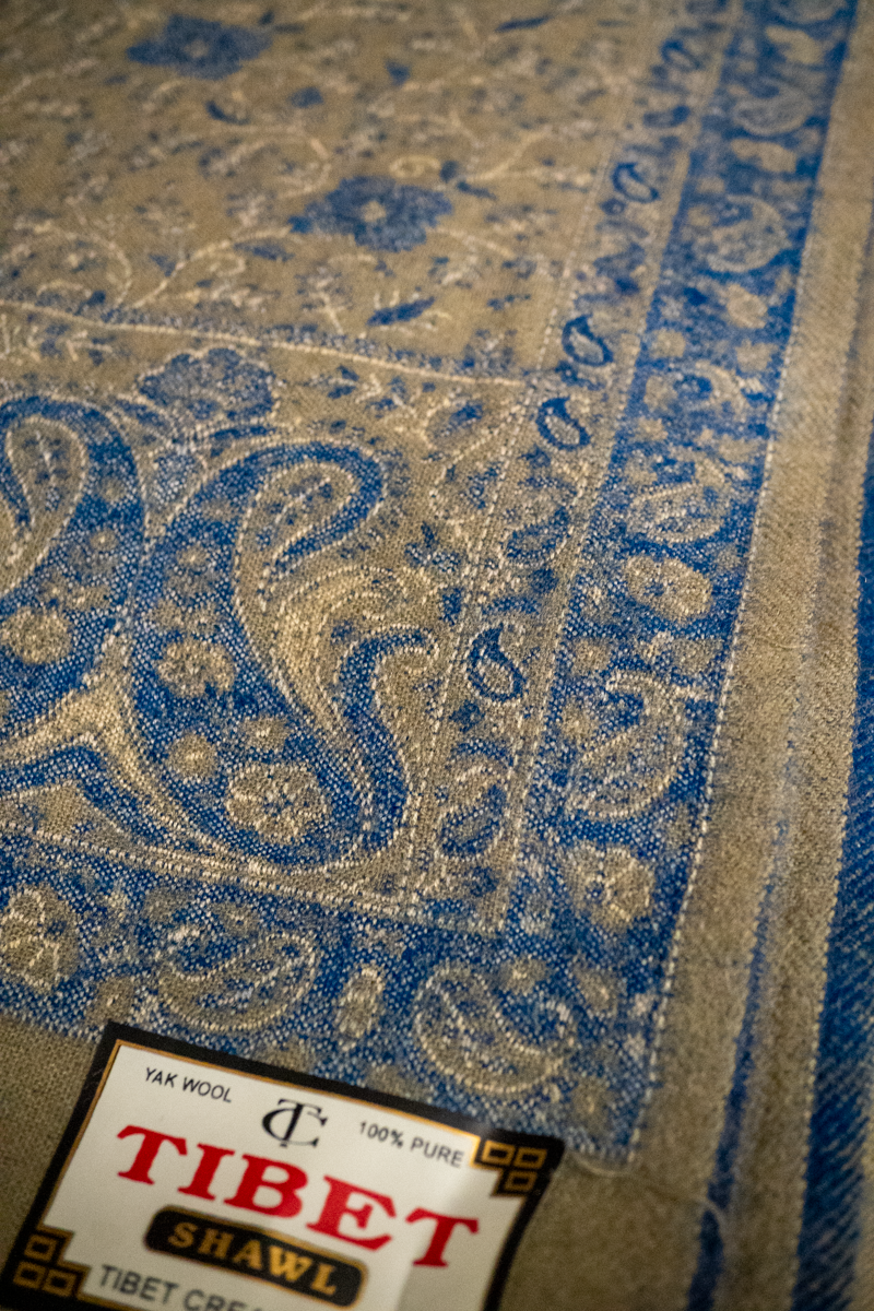 Scarf / blanket