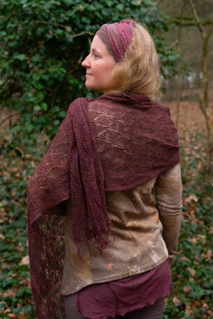 Schal aus Brennnesselfaser