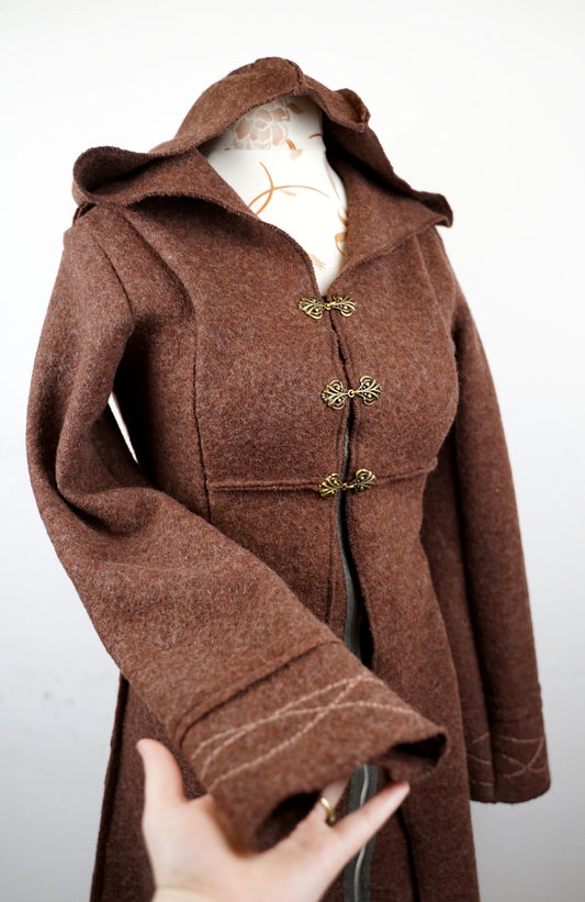 Größe 36 - langer Mantel aus Wollwalk